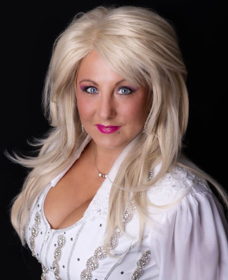 Dolly Parton tribute in white dress