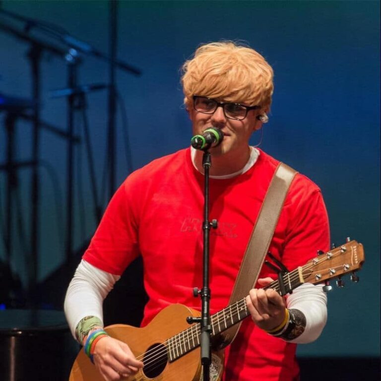 ed Sheeran tribute act wearing red shirt