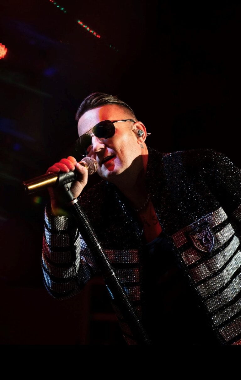 Robbie Live Tribute Act For Hire