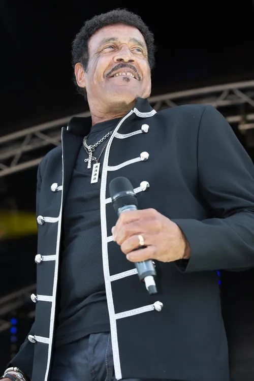 Nearly Lionel - Lionel Richie Tribute Act In Black Jacket