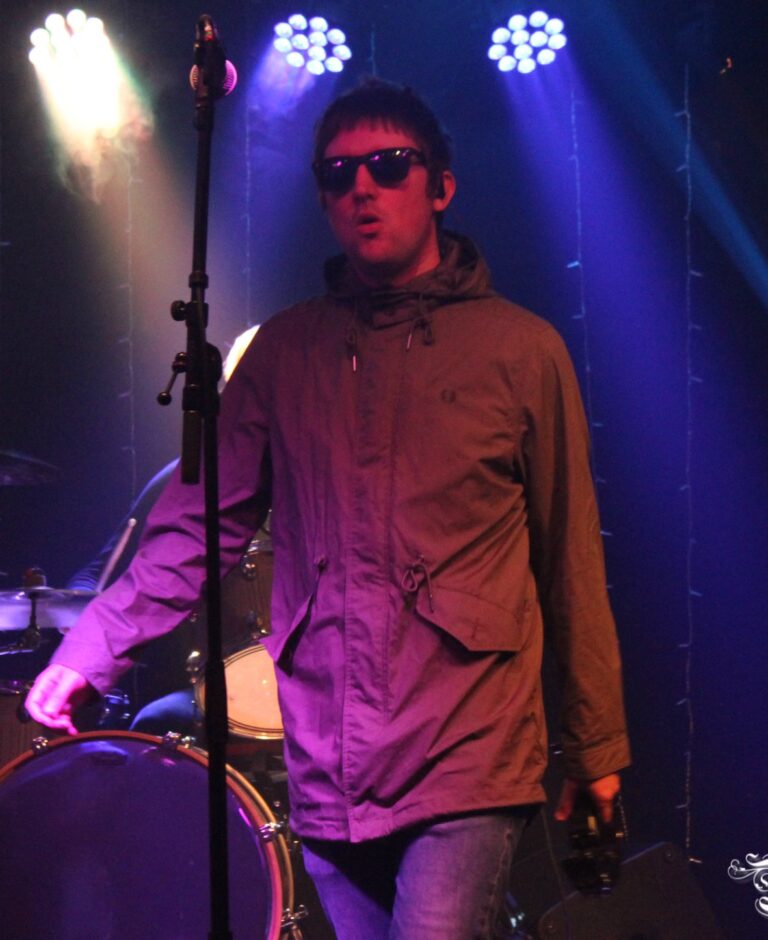 The Oasis Experience - lIAM gALLAGHER