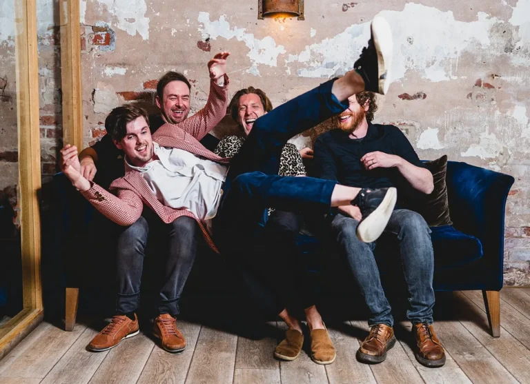 The Middle Town Band - Wedding Party Band For Hire